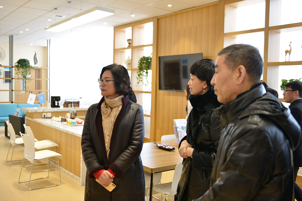 交流互通 和諧共贏 ——營口天賦房地產一行蒞臨集團參觀交流(圖5) 交流互通 和諧共贏 ——營口天賦房地產一行蒞臨集團參觀交流(圖5)