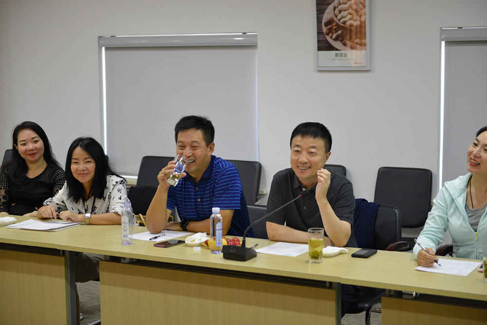 “智聯清華、并肩同行” ——清華經管學院EMBA遼寧校友會走進正業集團(圖2) “智聯清華、并肩同行” ——清華經管學院EMBA遼寧校友會走進正業集團(圖2)