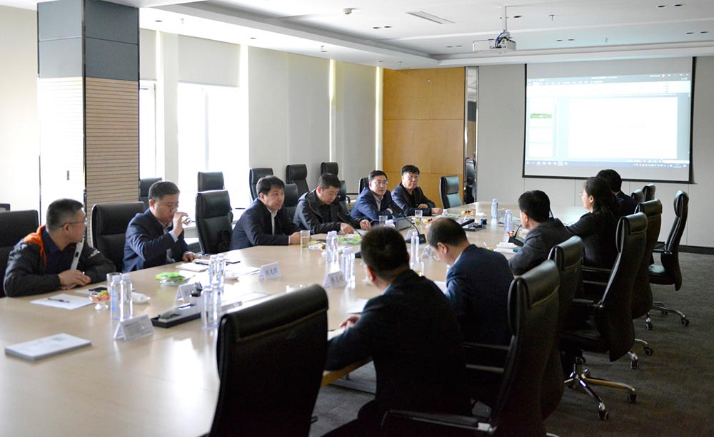 遼寧正業集團同省農發行進行合作會談(圖1) 遼寧正業集團同省農發行進行合作會談(圖1)