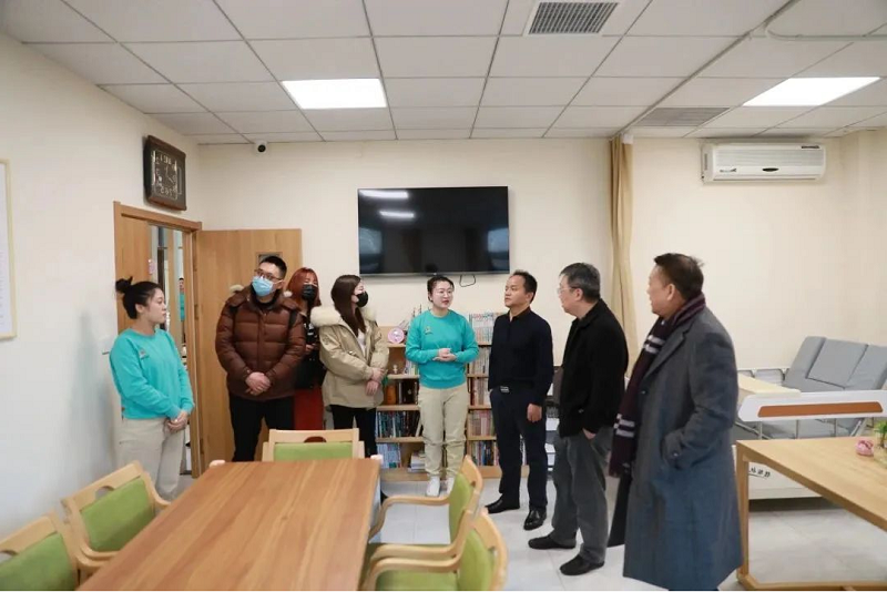 國家重點研發(fā)計劃-醫(yī)養(yǎng)結(jié)合項目專家組蒞臨龍港國際醫(yī)療健康產(chǎn)業(yè)園調(diào)研指導工作(圖5) 國家重點研發(fā)計劃-醫(yī)養(yǎng)結(jié)合項目專家組蒞臨龍港國際醫(yī)療健康產(chǎn)業(yè)園調(diào)研指導工作(圖5)