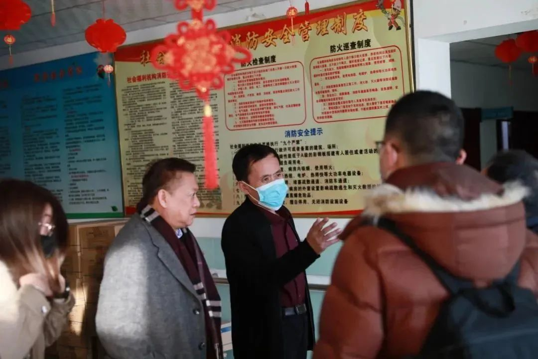 國家重點研發(fā)計劃-醫(yī)養(yǎng)結(jié)合項目專家組蒞臨龍港國際醫(yī)療健康產(chǎn)業(yè)園調(diào)研指導工作(圖7) 國家重點研發(fā)計劃-醫(yī)養(yǎng)結(jié)合項目專家組蒞臨龍港國際醫(yī)療健康產(chǎn)業(yè)園調(diào)研指導工作(圖7)